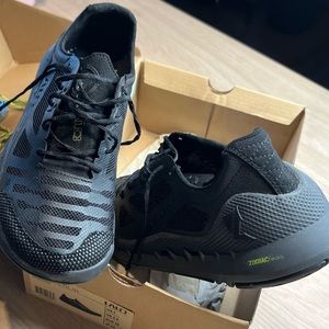 LALO Women's Zodiac Recon (Blk Ops, 7) GUC in box